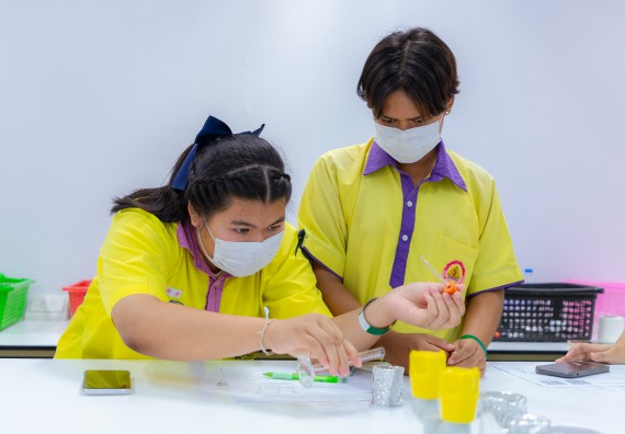 ภาพกิจกรรม  คณะวิทยาศาสตร์และเทคโนโลยี มหาวิทยาลัยราชภัฏกำแพงเพชร จัดกิจกรรมค่ายวิทยาศาสตร์สร้างสรรค์ ปั้นฝันเยาวชน ปีการศึกษา 2568