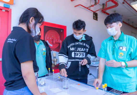 ภาพกิจกรรม  คณะวิทยาศาสตร์และเทคโนโลยี มหาวิทยาลัยราชภัฏกำแพงเพชร จัดกิจกรรมค่ายวิทยาศาสตร์สร้างสรรค์ ปั้นฝันเยาวชน ปีการศึกษา 2568