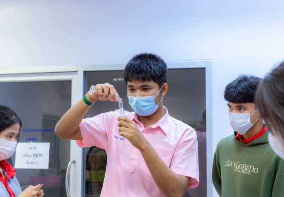 ภาพกิจกรรม  คณะวิทยาศาสตร์และเทคโนโลยี มหาวิทยาลัยราชภัฏกำแพงเพชร จัดกิจกรรมค่ายวิทยาศาสตร์สร้างสรรค์ ปั้นฝันเยาวชน ปีการศึกษา 2568