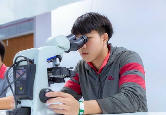 ภาพกิจกรรม  คณะวิทยาศาสตร์และเทคโนโลยี มหาวิทยาลัยราชภัฏกำแพงเพชร จัดกิจกรรมค่ายวิทยาศาสตร์สร้างสรรค์ ปั้นฝันเยาวชน ปีการศึกษา 2568