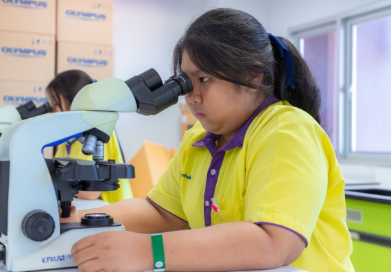 ภาพกิจกรรม  คณะวิทยาศาสตร์และเทคโนโลยี มหาวิทยาลัยราชภัฏกำแพงเพชร จัดกิจกรรมค่ายวิทยาศาสตร์สร้างสรรค์ ปั้นฝันเยาวชน ปีการศึกษา 2568