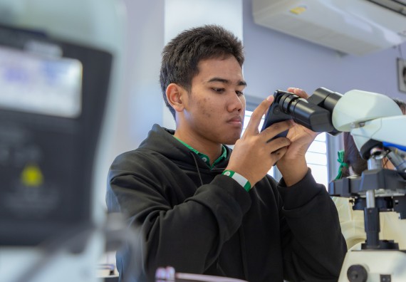 ภาพกิจกรรม  คณะวิทยาศาสตร์และเทคโนโลยี มหาวิทยาลัยราชภัฏกำแพงเพชร จัดกิจกรรมค่ายวิทยาศาสตร์สร้างสรรค์ ปั้นฝันเยาวชน ปีการศึกษา 2568