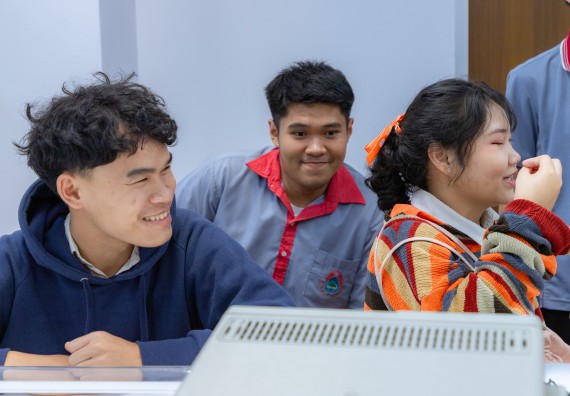 ภาพกิจกรรม  คณะวิทยาศาสตร์และเทคโนโลยี มหาวิทยาลัยราชภัฏกำแพงเพชร จัดกิจกรรมค่ายวิทยาศาสตร์สร้างสรรค์ ปั้นฝันเยาวชน ปีการศึกษา 2568