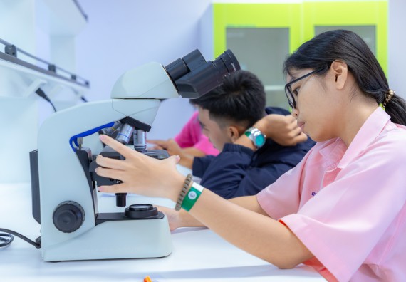 ภาพกิจกรรม  คณะวิทยาศาสตร์และเทคโนโลยี มหาวิทยาลัยราชภัฏกำแพงเพชร จัดกิจกรรมค่ายวิทยาศาสตร์สร้างสรรค์ ปั้นฝันเยาวชน ปีการศึกษา 2568