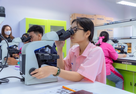 ภาพกิจกรรม  คณะวิทยาศาสตร์และเทคโนโลยี มหาวิทยาลัยราชภัฏกำแพงเพชร จัดกิจกรรมค่ายวิทยาศาสตร์สร้างสรรค์ ปั้นฝันเยาวชน ปีการศึกษา 2568