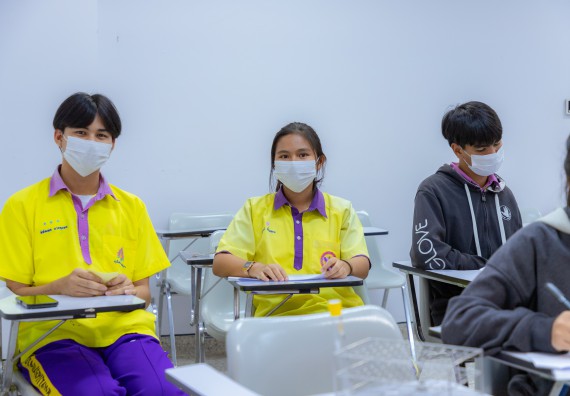 ภาพกิจกรรม  คณะวิทยาศาสตร์และเทคโนโลยี มหาวิทยาลัยราชภัฏกำแพงเพชร จัดกิจกรรมค่ายวิทยาศาสตร์สร้างสรรค์ ปั้นฝันเยาวชน ปีการศึกษา 2568