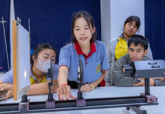 ภาพกิจกรรม  คณะวิทยาศาสตร์และเทคโนโลยี มหาวิทยาลัยราชภัฏกำแพงเพชร จัดกิจกรรมค่ายวิทยาศาสตร์สร้างสรรค์ ปั้นฝันเยาวชน ปีการศึกษา 2568