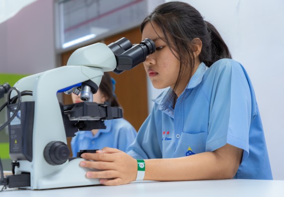 ภาพกิจกรรม  คณะวิทยาศาสตร์และเทคโนโลยี มหาวิทยาลัยราชภัฏกำแพงเพชร จัดกิจกรรมค่ายวิทยาศาสตร์สร้างสรรค์ ปั้นฝันเยาวชน ปีการศึกษา 2568