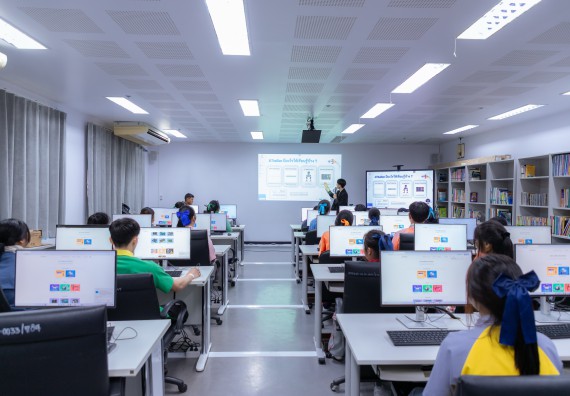 ภาพกิจกรรม  คณะวิทยาศาสตร์และเทคโนโลยี มหาวิทยาลัยราชภัฏกำแพงเพชร จัดกิจกรรมค่ายวิทยาศาสตร์สร้างสรรค์ ปั้นฝันเยาวชน ปีการศึกษา 2568