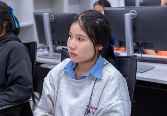 ภาพกิจกรรม  คณะวิทยาศาสตร์และเทคโนโลยี มหาวิทยาลัยราชภัฏกำแพงเพชร จัดกิจกรรมค่ายวิทยาศาสตร์สร้างสรรค์ ปั้นฝันเยาวชน ปีการศึกษา 2568