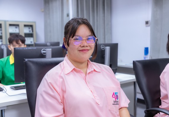 ภาพกิจกรรม  คณะวิทยาศาสตร์และเทคโนโลยี มหาวิทยาลัยราชภัฏกำแพงเพชร จัดกิจกรรมค่ายวิทยาศาสตร์สร้างสรรค์ ปั้นฝันเยาวชน ปีการศึกษา 2568