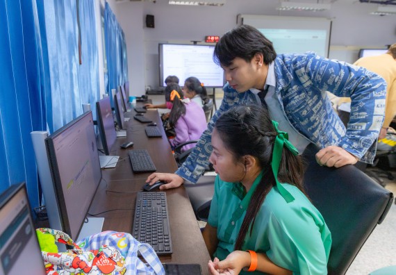 ภาพกิจกรรม  คณะวิทยาศาสตร์และเทคโนโลยี มหาวิทยาลัยราชภัฏกำแพงเพชร จัดกิจกรรมค่ายวิทยาศาสตร์สร้างสรรค์ ปั้นฝันเยาวชน ปีการศึกษา 2568