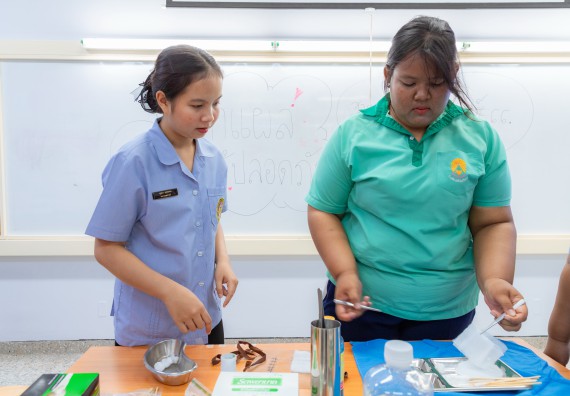 ภาพกิจกรรม  คณะวิทยาศาสตร์และเทคโนโลยี มหาวิทยาลัยราชภัฏกำแพงเพชร จัดกิจกรรมค่ายวิทยาศาสตร์สร้างสรรค์ ปั้นฝันเยาวชน ปีการศึกษา 2568