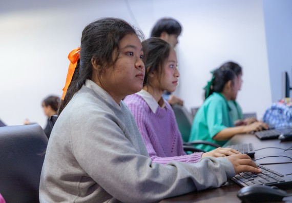 ภาพกิจกรรม  คณะวิทยาศาสตร์และเทคโนโลยี มหาวิทยาลัยราชภัฏกำแพงเพชร จัดกิจกรรมค่ายวิทยาศาสตร์สร้างสรรค์ ปั้นฝันเยาวชน ปีการศึกษา 2568