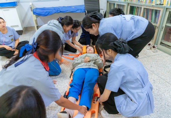 ภาพกิจกรรม  คณะวิทยาศาสตร์และเทคโนโลยี มหาวิทยาลัยราชภัฏกำแพงเพชร จัดกิจกรรมค่ายวิทยาศาสตร์สร้างสรรค์ ปั้นฝันเยาวชน ปีการศึกษา 2568