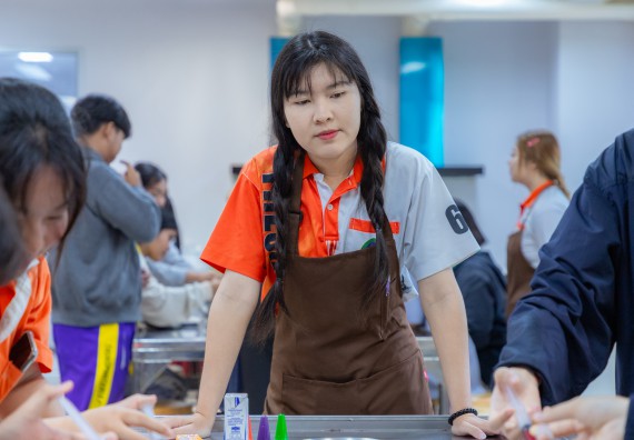 ภาพกิจกรรม  คณะวิทยาศาสตร์และเทคโนโลยี มหาวิทยาลัยราชภัฏกำแพงเพชร จัดกิจกรรมค่ายวิทยาศาสตร์สร้างสรรค์ ปั้นฝันเยาวชน ปีการศึกษา 2568