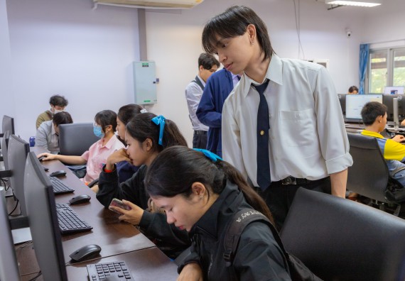 ภาพกิจกรรม  คณะวิทยาศาสตร์และเทคโนโลยี มหาวิทยาลัยราชภัฏกำแพงเพชร จัดกิจกรรมค่ายวิทยาศาสตร์สร้างสรรค์ ปั้นฝันเยาวชน ปีการศึกษา 2568