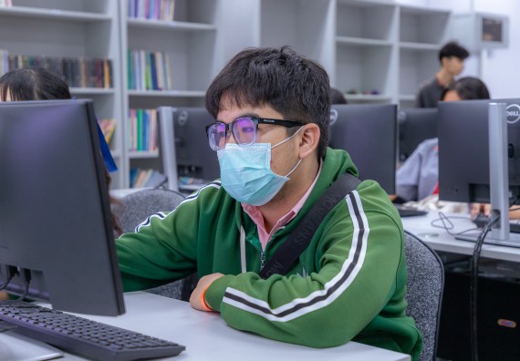 ภาพกิจกรรม  คณะวิทยาศาสตร์และเทคโนโลยี มหาวิทยาลัยราชภัฏกำแพงเพชร จัดกิจกรรมค่ายวิทยาศาสตร์สร้างสรรค์ ปั้นฝันเยาวชน ปีการศึกษา 2568