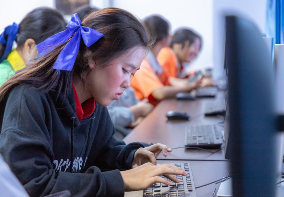 ภาพกิจกรรม  คณะวิทยาศาสตร์และเทคโนโลยี มหาวิทยาลัยราชภัฏกำแพงเพชร จัดกิจกรรมค่ายวิทยาศาสตร์สร้างสรรค์ ปั้นฝันเยาวชน ปีการศึกษา 2568