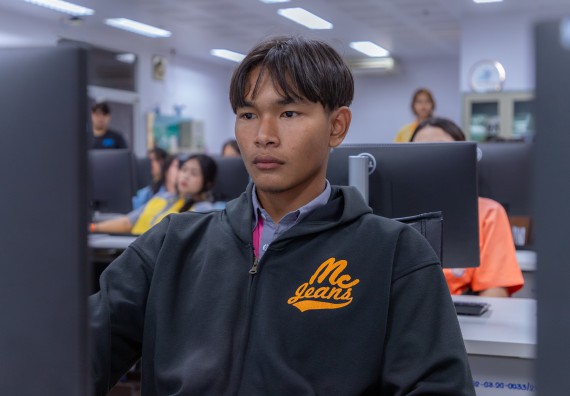 ภาพกิจกรรม  คณะวิทยาศาสตร์และเทคโนโลยี มหาวิทยาลัยราชภัฏกำแพงเพชร จัดกิจกรรมค่ายวิทยาศาสตร์สร้างสรรค์ ปั้นฝันเยาวชน ปีการศึกษา 2568