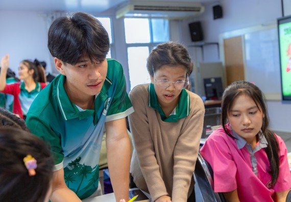 ภาพกิจกรรม  คณะวิทยาศาสตร์และเทคโนโลยี มหาวิทยาลัยราชภัฏกำแพงเพชร จัดกิจกรรมค่ายวิทยาศาสตร์สร้างสรรค์ ปั้นฝันเยาวชน ปีการศึกษา 2568