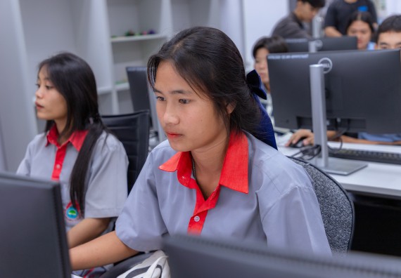 ภาพกิจกรรม  คณะวิทยาศาสตร์และเทคโนโลยี มหาวิทยาลัยราชภัฏกำแพงเพชร จัดกิจกรรมค่ายวิทยาศาสตร์สร้างสรรค์ ปั้นฝันเยาวชน ปีการศึกษา 2568