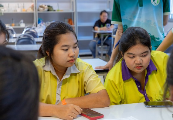 ภาพกิจกรรม  คณะวิทยาศาสตร์และเทคโนโลยี มหาวิทยาลัยราชภัฏกำแพงเพชร จัดกิจกรรมค่ายวิทยาศาสตร์สร้างสรรค์ ปั้นฝันเยาวชน ปีการศึกษา 2568