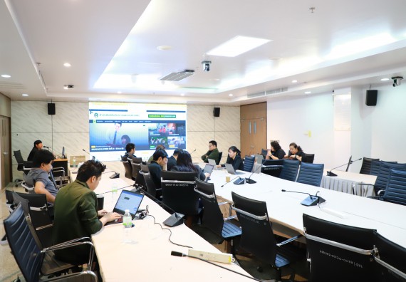 ภาพกิจกรรม  คณะวิทยาศาสตร์และเทคโนโลยี มหาวิทยาลัยราชภัฏกำแพงเพชร จัดกิจกรรมชี้แจงขั้นตอนการกรอกแผนการเรียนออนไลน์ ประจาปีการศึกษา 2569