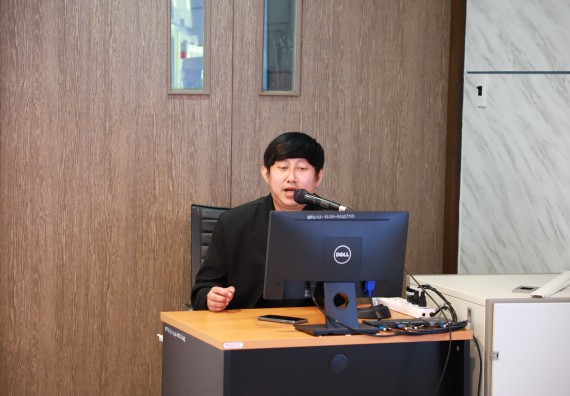 ภาพกิจกรรม  คณะวิทยาศาสตร์และเทคโนโลยี มหาวิทยาลัยราชภัฏกำแพงเพชร จัดกิจกรรมชี้แจงขั้นตอนการกรอกแผนการเรียนออนไลน์ ประจาปีการศึกษา 2569