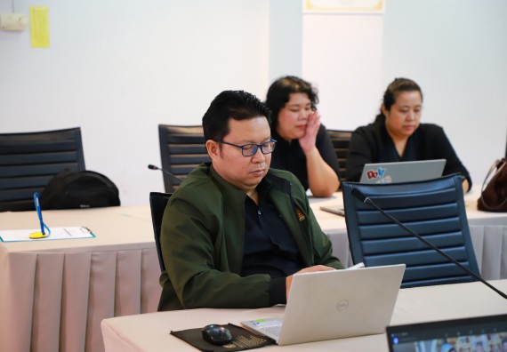 ภาพกิจกรรม  คณะวิทยาศาสตร์และเทคโนโลยี มหาวิทยาลัยราชภัฏกำแพงเพชร จัดกิจกรรมชี้แจงขั้นตอนการกรอกแผนการเรียนออนไลน์ ประจาปีการศึกษา 2569