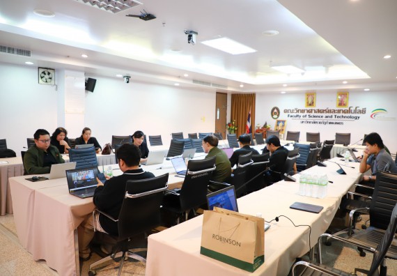 ภาพกิจกรรม  คณะวิทยาศาสตร์และเทคโนโลยี มหาวิทยาลัยราชภัฏกำแพงเพชร จัดกิจกรรมชี้แจงขั้นตอนการกรอกแผนการเรียนออนไลน์ ประจาปีการศึกษา 2569