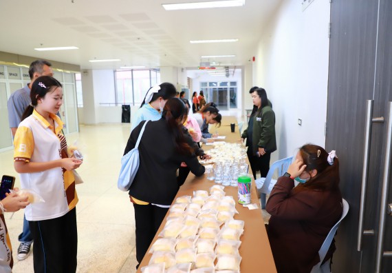 ภาพกิจกรรม  คณะวิทยาศาสตร์และเทคโนโลยี มหาวิทยาลัยราชภัฏกำแพงเพชร จัดกิจกรรมอบรมเชิงปฏิบัติการหลักสูตรการเอาตัวรอดจากภัยพิบัติและการปฐมพยาบาลเบื้องต้น