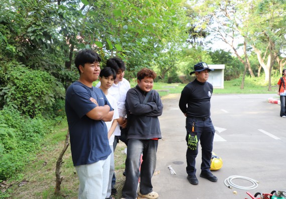 ภาพกิจกรรม  คณะวิทยาศาสตร์และเทคโนโลยี มหาวิทยาลัยราชภัฏกำแพงเพชร จัดกิจกรรมอบรมเชิงปฏิบัติการหลักสูตรการเอาตัวรอดจากภัยพิบัติและการปฐมพยาบาลเบื้องต้น