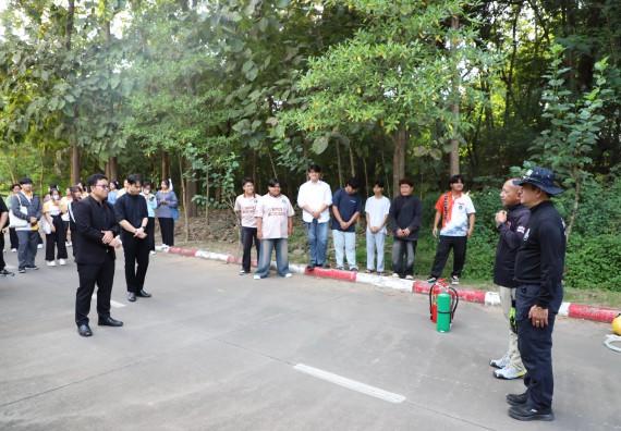 ภาพกิจกรรม  คณะวิทยาศาสตร์และเทคโนโลยี มหาวิทยาลัยราชภัฏกำแพงเพชร จัดกิจกรรมอบรมเชิงปฏิบัติการหลักสูตรการเอาตัวรอดจากภัยพิบัติและการปฐมพยาบาลเบื้องต้น