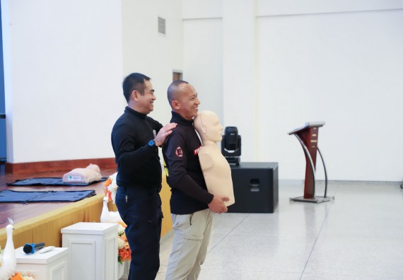 ภาพกิจกรรม  คณะวิทยาศาสตร์และเทคโนโลยี มหาวิทยาลัยราชภัฏกำแพงเพชร จัดกิจกรรมอบรมเชิงปฏิบัติการหลักสูตรการเอาตัวรอดจากภัยพิบัติและการปฐมพยาบาลเบื้องต้น