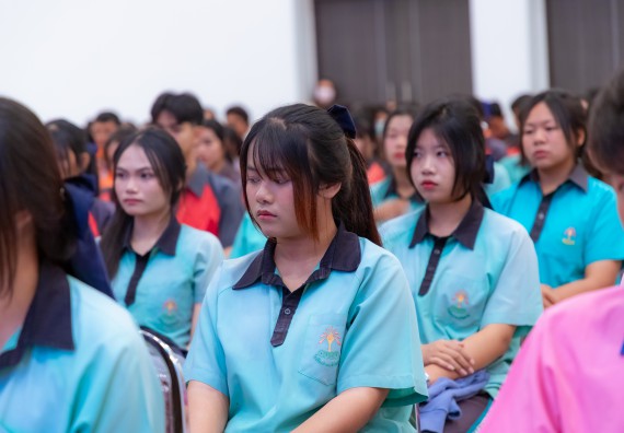 ภาพกิจกรรม  คณะวิทยาศาสตร์และเทคโนโลยี มหาวิทยาลัยราชภัฏกำแพงเพชร จัดกิจกรรมค่ายวิทยาศาสตร์สร้างสรรค์ ปั้นฝันเยาวชน ปีการศึกษา 2568