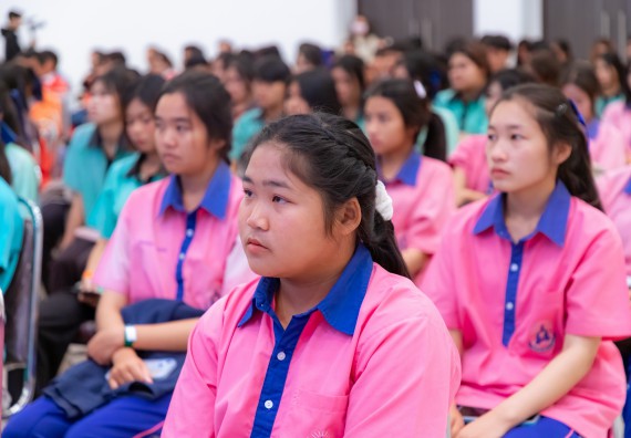 ภาพกิจกรรม  คณะวิทยาศาสตร์และเทคโนโลยี มหาวิทยาลัยราชภัฏกำแพงเพชร จัดกิจกรรมค่ายวิทยาศาสตร์สร้างสรรค์ ปั้นฝันเยาวชน ปีการศึกษา 2568