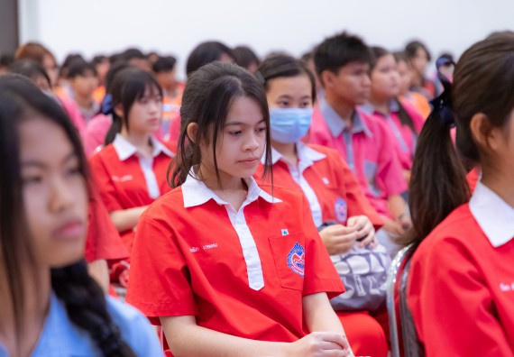 ภาพกิจกรรม  คณะวิทยาศาสตร์และเทคโนโลยี มหาวิทยาลัยราชภัฏกำแพงเพชร จัดกิจกรรมค่ายวิทยาศาสตร์สร้างสรรค์ ปั้นฝันเยาวชน ปีการศึกษา 2568