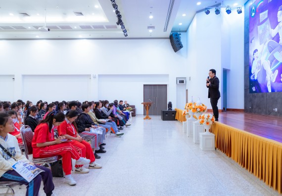 ภาพกิจกรรม  คณะวิทยาศาสตร์และเทคโนโลยี มหาวิทยาลัยราชภัฏกำแพงเพชร จัดกิจกรรมค่ายวิทยาศาสตร์สร้างสรรค์ ปั้นฝันเยาวชน ปีการศึกษา 2568