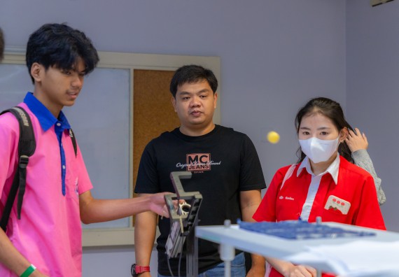 ภาพกิจกรรม  คณะวิทยาศาสตร์และเทคโนโลยี มหาวิทยาลัยราชภัฏกำแพงเพชร จัดกิจกรรมค่ายวิทยาศาสตร์สร้างสรรค์ ปั้นฝันเยาวชน ปีการศึกษา 2568