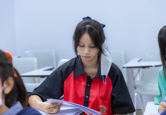 ภาพกิจกรรม  คณะวิทยาศาสตร์และเทคโนโลยี มหาวิทยาลัยราชภัฏกำแพงเพชร จัดกิจกรรมค่ายวิทยาศาสตร์สร้างสรรค์ ปั้นฝันเยาวชน ปีการศึกษา 2568