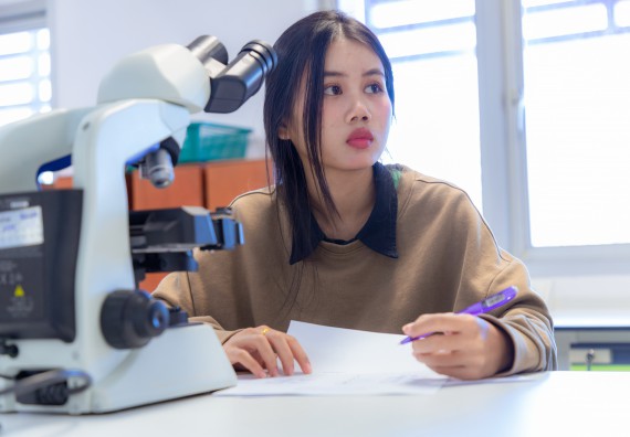 ภาพกิจกรรม  คณะวิทยาศาสตร์และเทคโนโลยี มหาวิทยาลัยราชภัฏกำแพงเพชร จัดกิจกรรมค่ายวิทยาศาสตร์สร้างสรรค์ ปั้นฝันเยาวชน ปีการศึกษา 2568