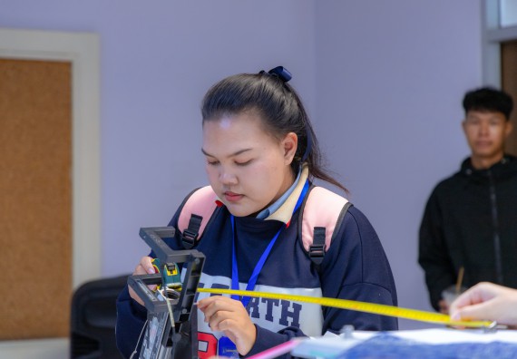 ภาพกิจกรรม  คณะวิทยาศาสตร์และเทคโนโลยี มหาวิทยาลัยราชภัฏกำแพงเพชร จัดกิจกรรมค่ายวิทยาศาสตร์สร้างสรรค์ ปั้นฝันเยาวชน ปีการศึกษา 2568