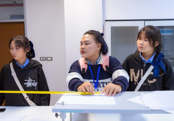 ภาพกิจกรรม  คณะวิทยาศาสตร์และเทคโนโลยี มหาวิทยาลัยราชภัฏกำแพงเพชร จัดกิจกรรมค่ายวิทยาศาสตร์สร้างสรรค์ ปั้นฝันเยาวชน ปีการศึกษา 2568