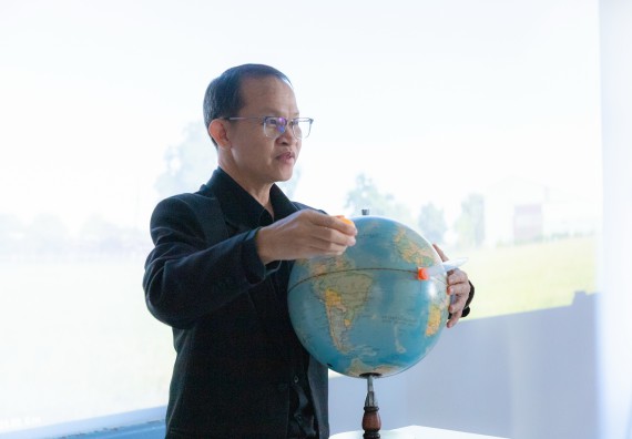 ภาพกิจกรรม  คณะวิทยาศาสตร์และเทคโนโลยี มหาวิทยาลัยราชภัฏกำแพงเพชร จัดกิจกรรมค่ายวิทยาศาสตร์สร้างสรรค์ ปั้นฝันเยาวชน ปีการศึกษา 2568