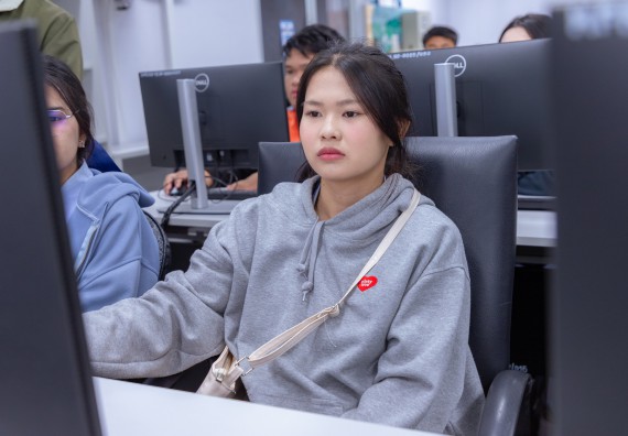 ภาพกิจกรรม  คณะวิทยาศาสตร์และเทคโนโลยี มหาวิทยาลัยราชภัฏกำแพงเพชร จัดกิจกรรมค่ายวิทยาศาสตร์สร้างสรรค์ ปั้นฝันเยาวชน ปีการศึกษา 2568