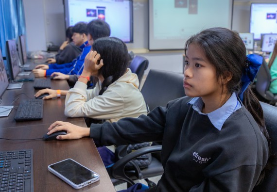 ภาพกิจกรรม  คณะวิทยาศาสตร์และเทคโนโลยี มหาวิทยาลัยราชภัฏกำแพงเพชร จัดกิจกรรมค่ายวิทยาศาสตร์สร้างสรรค์ ปั้นฝันเยาวชน ปีการศึกษา 2568