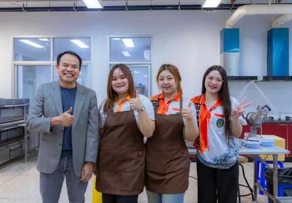 ภาพกิจกรรม  คณะวิทยาศาสตร์และเทคโนโลยี มหาวิทยาลัยราชภัฏกำแพงเพชร จัดกิจกรรมค่ายวิทยาศาสตร์สร้างสรรค์ ปั้นฝันเยาวชน ปีการศึกษา 2568