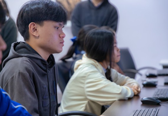 ภาพกิจกรรม  คณะวิทยาศาสตร์และเทคโนโลยี มหาวิทยาลัยราชภัฏกำแพงเพชร จัดกิจกรรมค่ายวิทยาศาสตร์สร้างสรรค์ ปั้นฝันเยาวชน ปีการศึกษา 2568