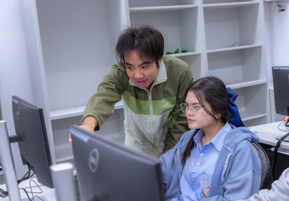 ภาพกิจกรรม  คณะวิทยาศาสตร์และเทคโนโลยี มหาวิทยาลัยราชภัฏกำแพงเพชร จัดกิจกรรมค่ายวิทยาศาสตร์สร้างสรรค์ ปั้นฝันเยาวชน ปีการศึกษา 2568